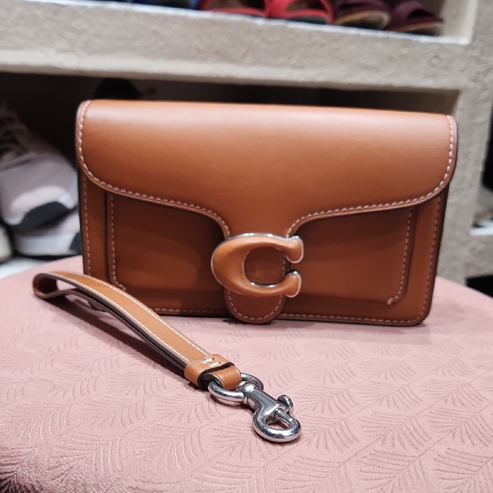 Coach Tabby Tan Leather Wristlet, Authentic